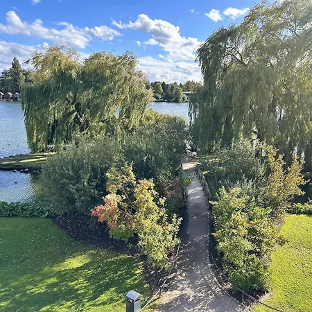 Apartment Park Am Schweriner See, Schwerin, Cleaning Included *